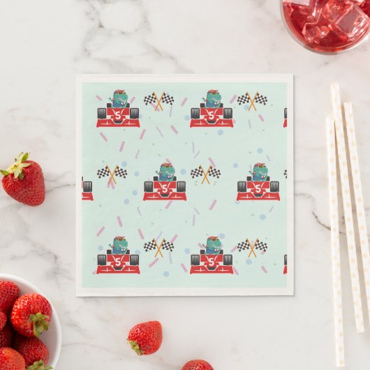 誕生日恐竜のレース車の赤いレース少年の子供の名前 スタンダードランチョンナプキン (インサイチュ)