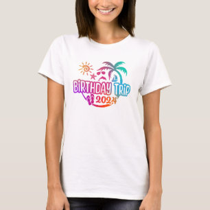 誕生日旅行と熱帯テーマとビーチ Tシャツ