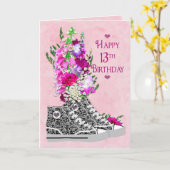 誕生日第13、女の子、ファンシーなスニーカー黒または白 カード (黄色い花)