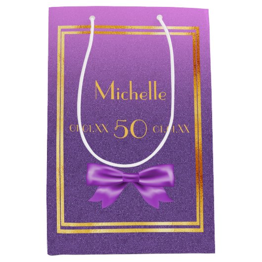 誕生日紫ピンクグリッターモノグラム ミディアムペーパーバッグ (正面)