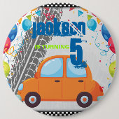 誕生日車とトラックデザイン 缶バッジ (正面)