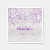 誕生日銀金属紫グリッターモノグラム スタンダードカクテルナプキン (正面)