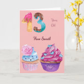 誕生日13歳女性用カードカップケーキ カード (黄色い花)