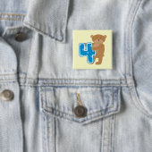 誕生日4回目のTシャツとギフト 缶バッジ (インサイチュ)