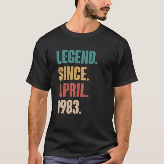 誕生日40th装飾4月40歳ビンタグ tシャツ (正面)
