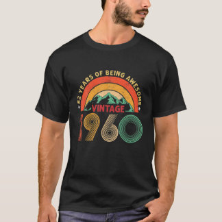 誕生日62歳ヴィンテージ1960 62番目の誕生日M Tシャツ