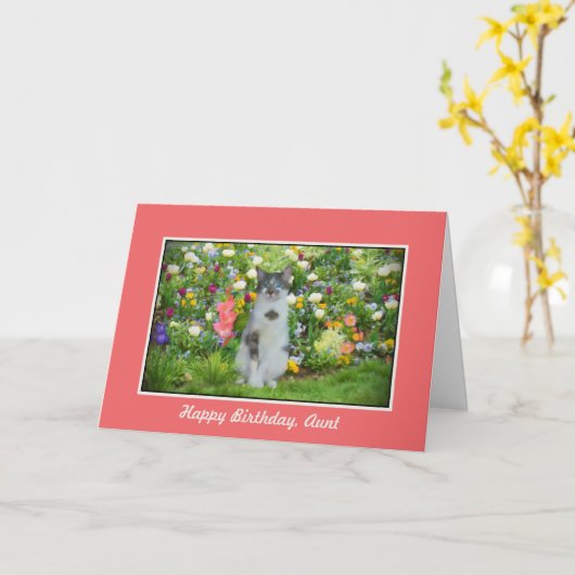 誕生日、おばさん、花の中の猫 カード (黄色い花)