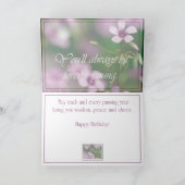 誕生日-ピンクの木製スイバの挨拶状 カード (内部)