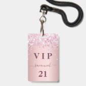 誕生日 ブッシュピンク グリッター ダスト 名前 VIP バッジ (正面（ネックストラップ付）)