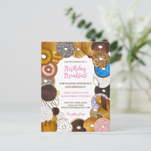誕生日 朝食 ブランシュ ドーナツ ジャンクフード インビテーションポストカード (スタンド正面)