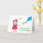 誕生日-誰かは私に言いました! 女の子の飛んでいるな凧 カード (黄色い花)