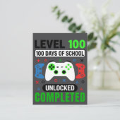 誕生日 100日間の学校レベルを解除したゲーマー ポストカード (スタンド正面)