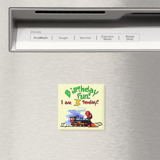 誕生日Tシャツとギフトをトレーニング マグネット (インサイチュ (食洗機))
