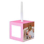 誕生生まれたばかりの統計と写真を持つベビーガール キューブオーナメント (裏面アングル)