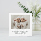 誕生発表ツインズミニマリストスクエアカード 招待状 (スタンド正面)