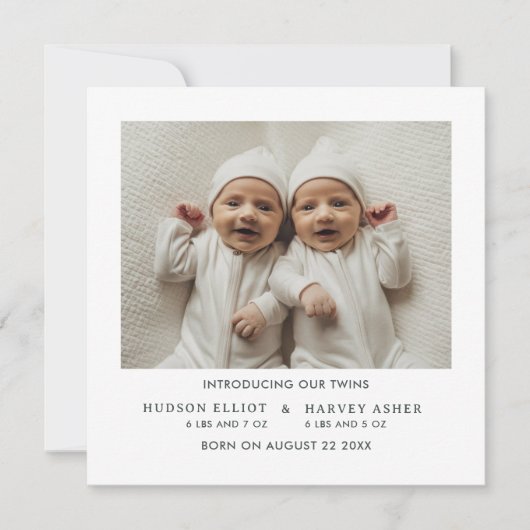 誕生発表ツインズミニマリストスクエアカード 招待状 (正面)