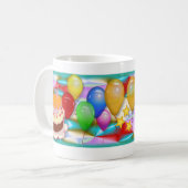 誕生祝いケーキと風船の子供 コーヒーマグカップ (正面左)