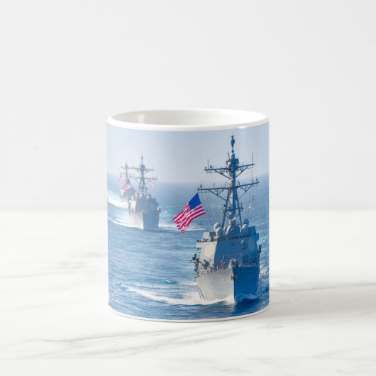 誘導ミサイル駆逐艦 – DDG-102 Mug コーヒーマグカップ (中央)