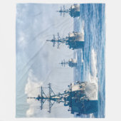 誘導ミサイル駆逐艦 – DDG-59 フリースブランケット (正面)