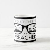 説教者のコーヒー・マグの目を通して コーヒーマグカップ (中央)