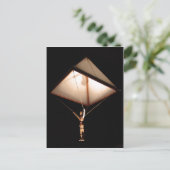 説明レオナルド・ダ・ヴィンチはパラシュートをスケッチした ポストカード (スタンド正面)