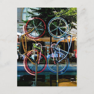説明Robert Rauschenberg Riding Bikes, Obj ポストカード