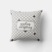 読が全てを解決する装飾用クッション クッション (裏面)