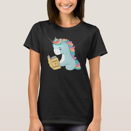 読のUnicorn読 Books Librarian先生スタッド Tシャツ (正面)