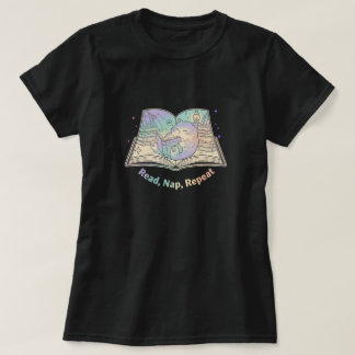 読んで、昼寝して、繰り返して Tシャツ