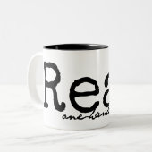 読書の片手のマグ ツートーンマグカップ (正面左)