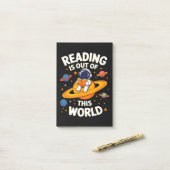 読書は宇宙を超えて ポストイット (デスク上)