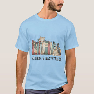 読書は抵抗なり ネコと本 –Tシャツ Tシャツ