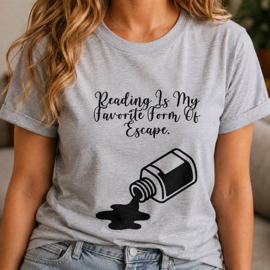 読書は私の最高の逃避 Bookworm Tシャツ