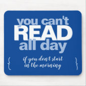 読終日おもしろい本愛人タイポグラフィ青 マウスパッド (正面)