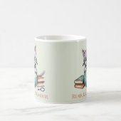 「読。学.さまよう。」 かわいい本のような猫 コーヒーマグカップ (中央)