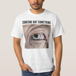 誰かが好きなのはモノではなくブタ Tシャツ