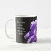 誰かにであるために驚かせる花のマグ祈りの言葉! コーヒーマグカップ (左)