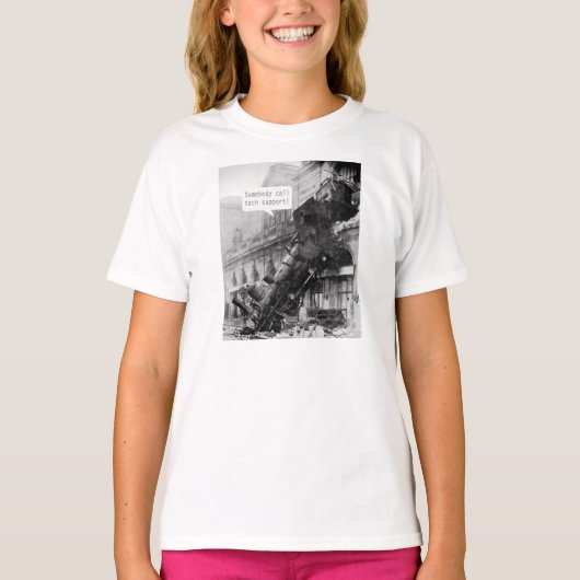 誰かTech Support Train Lavkと呼ぶ Tシャツ (正面)