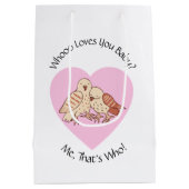 誰があなたを愛しているベビー?フールズベビーシャワーバレンタイン ミディアムペーパーバッグ (裏面)