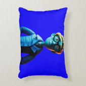 誰があなたを見ている枕 アクセントクッション (正面(垂直))