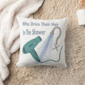 誰がシャワーで髪を乾かすの? クッション (ブランケット)