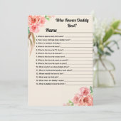 誰がダディ最高のフローラの赤ちゃんシャワーゲームカードを知っている 招待状 (スタンド正面)