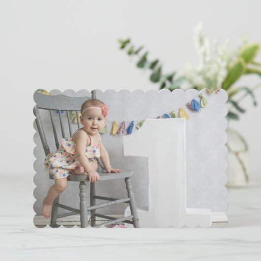 『誰がパーソナライズされた一つに転じたかを見る』誕生日 招待状 (スタンド正面)