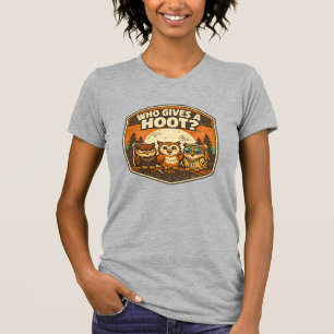 誰がフクロウにほれるのか 面白いフクロウ ビンテージスタイルデザイン Tシャツ
