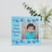 誰が2歳になるの?初めての誕生日招待状 招待状 (スタンド正面)