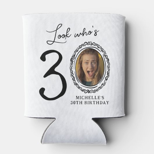 誰が30歳になったのか フォト 30歳の誕生日 缶クーラー (裏面)