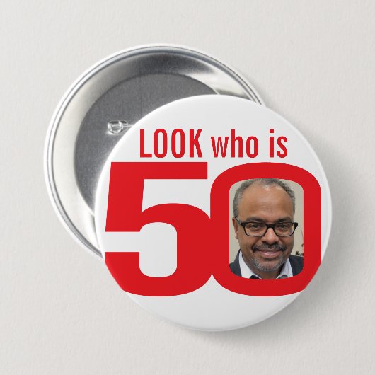 誰が50フォトピンバッジ赤と白か見る 缶バッジ (正面&裏面)