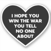 誰にも言わない戦争に勝てば幸いだ シール (正面)