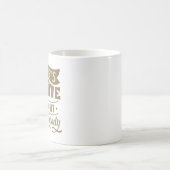 誰の為にも軽離れく見ると痛い コーヒーマグカップ (中央)