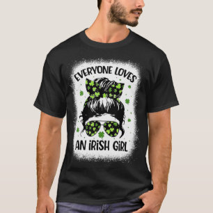 誰もがアイルランドの女の子の女性の乱雑バンセントパを愛する Tシャツ